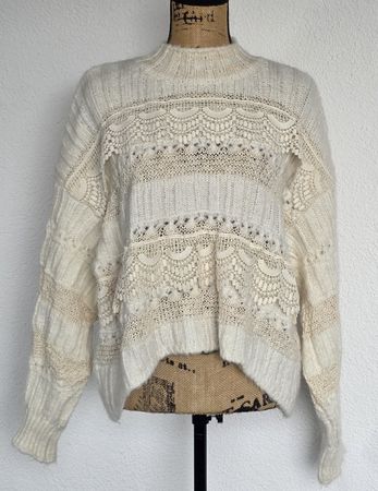 Wunderschöne Zara Strickpullover,  mit Spitze, Grösse S\M
